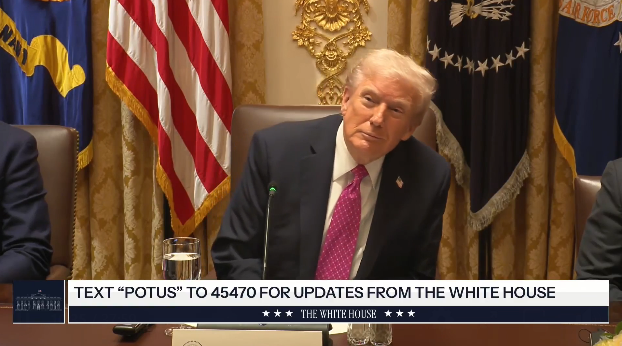 Трамп допускає, що Путін намагається затягнути час